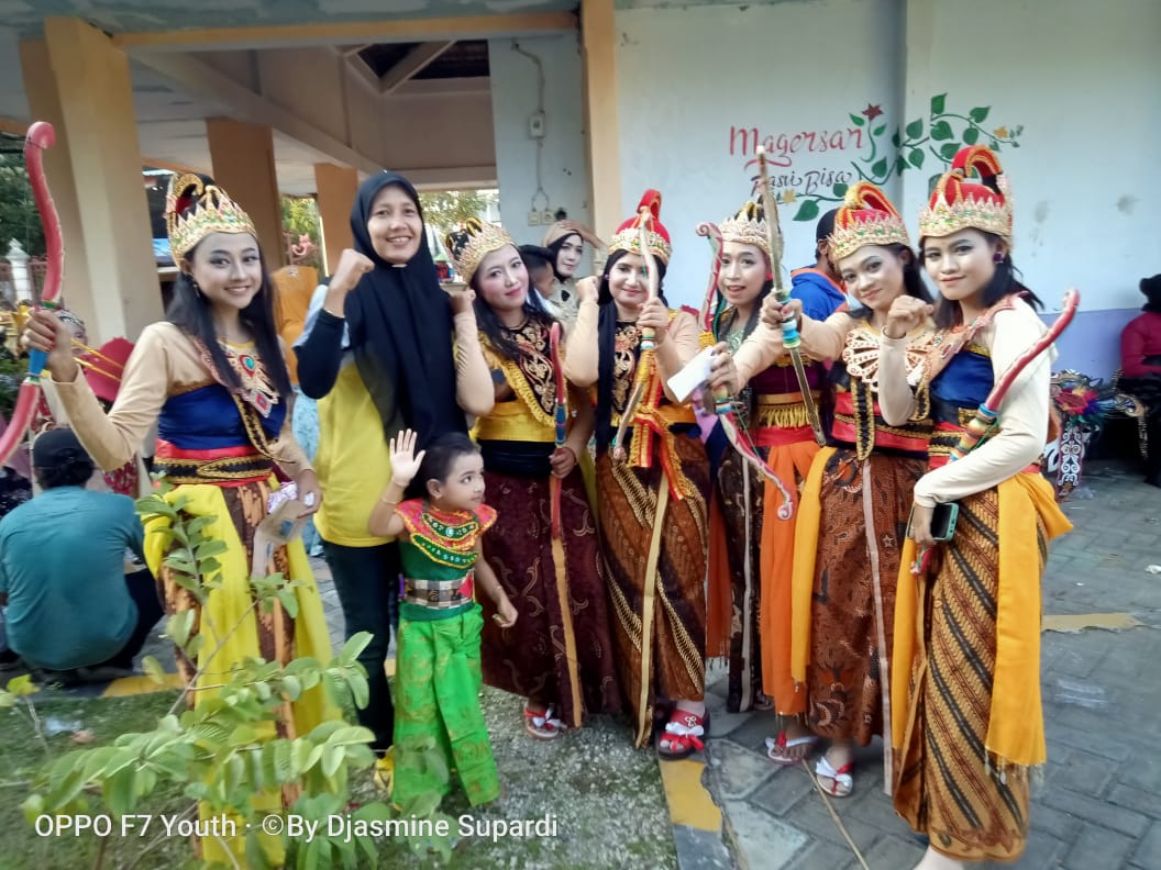 Peringatan HUT RI Ke-77 Lomba Pawai Budaya Desa Magersari